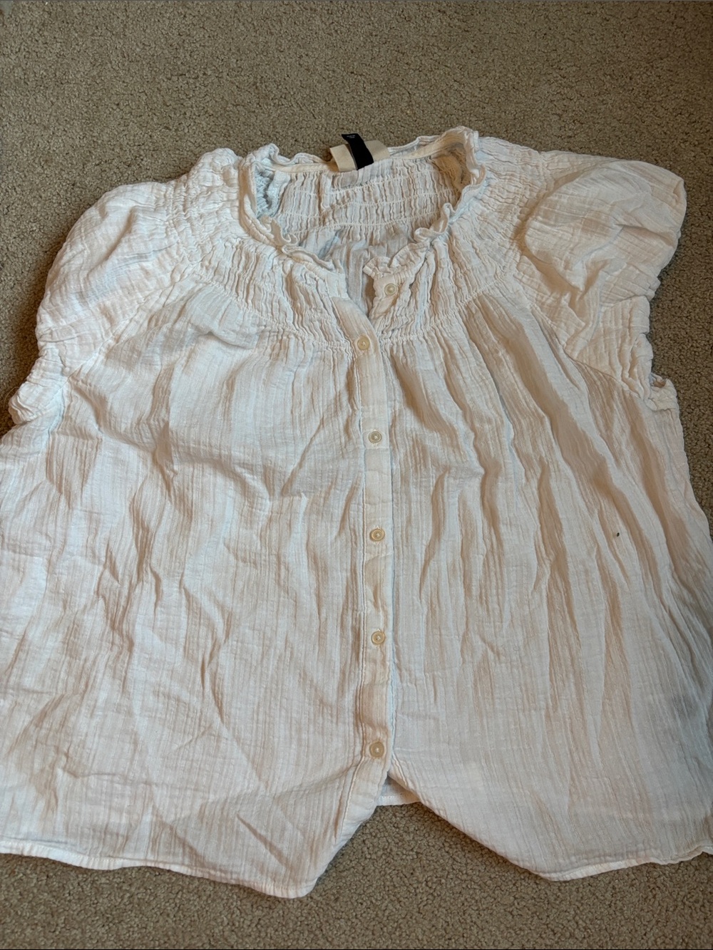 Universal Thread White Smocked Cap Sleeve Button-Front Blouse